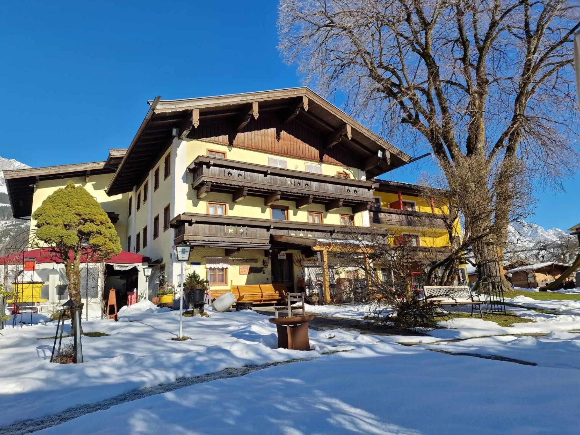 Ferienhotel Lindenhof Leogang Eksteriør billede