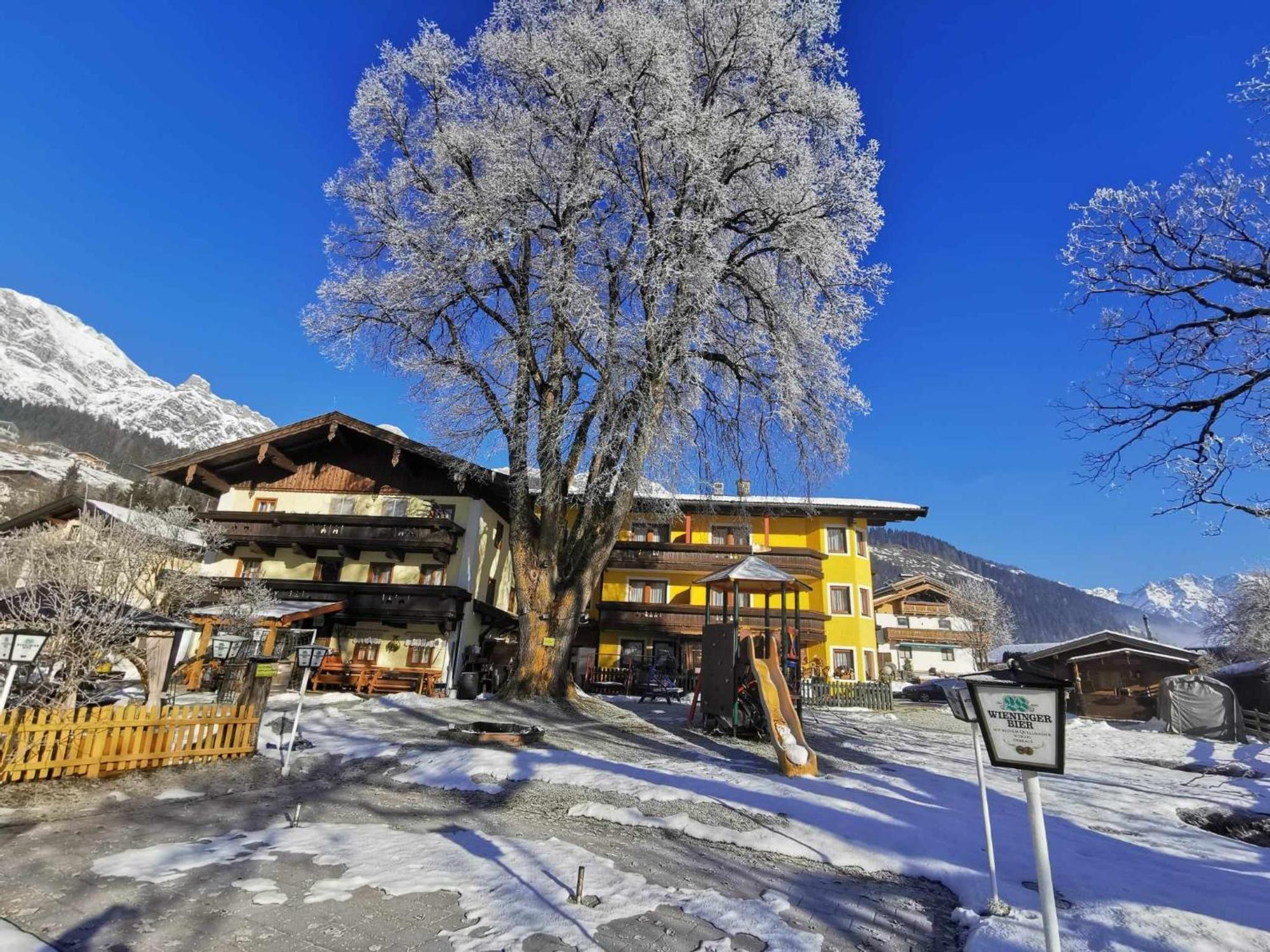 Ferienhotel Lindenhof Leogang Eksteriør billede